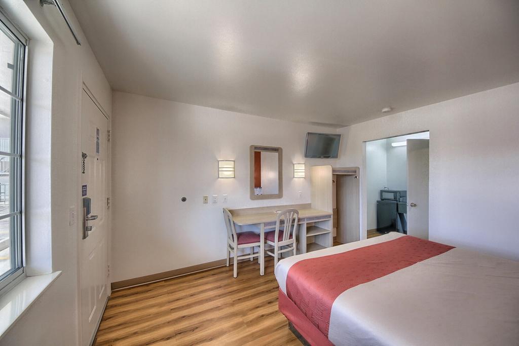 Motel 6-Kerrville, Tx Habitación foto